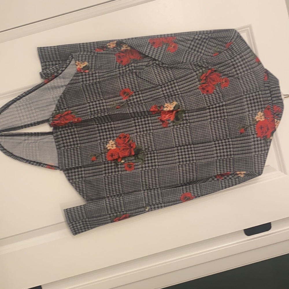 Women’s large top - Picture 2 of 4